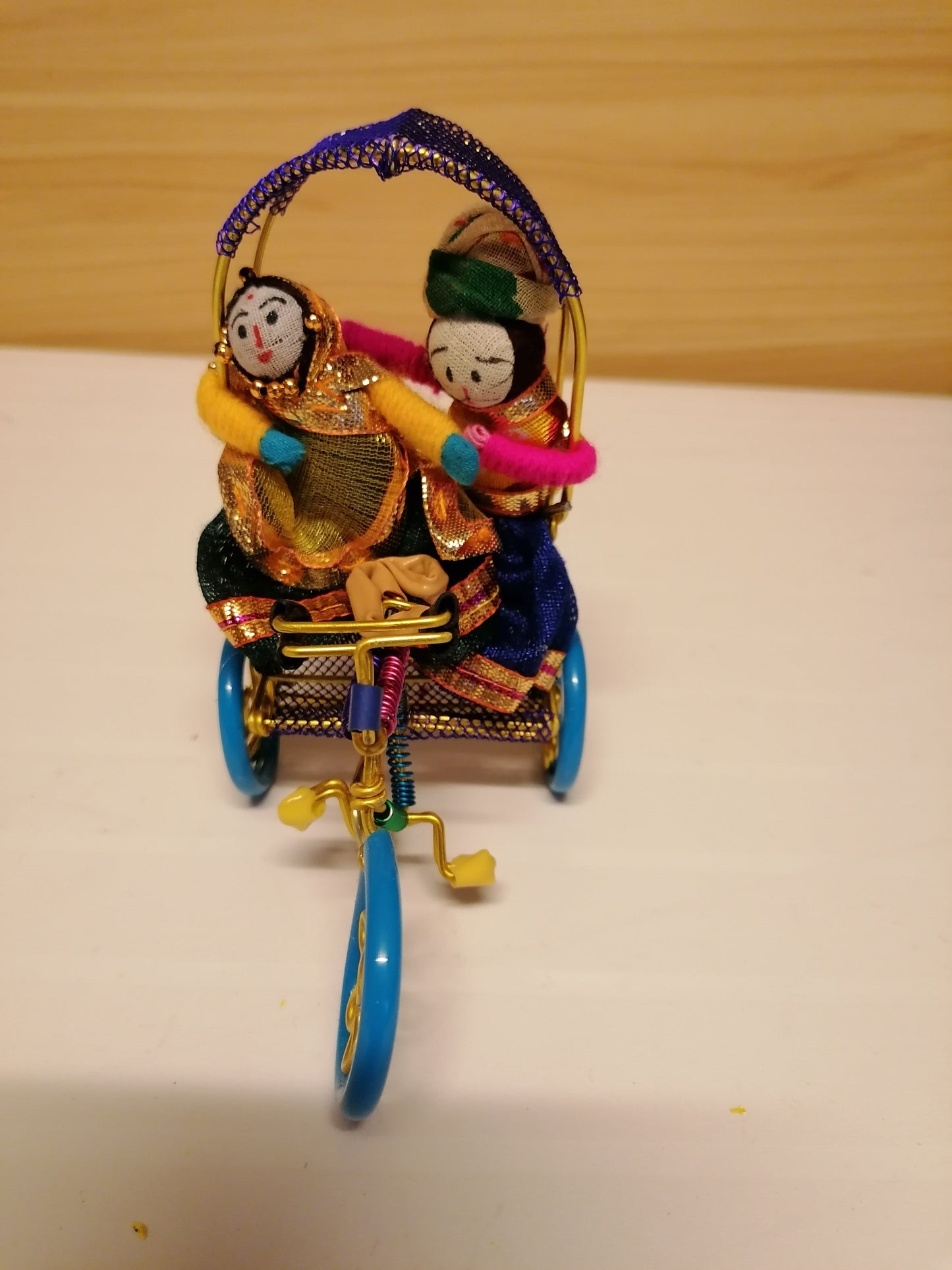 Tribal Couple rickshaw Tea light holder