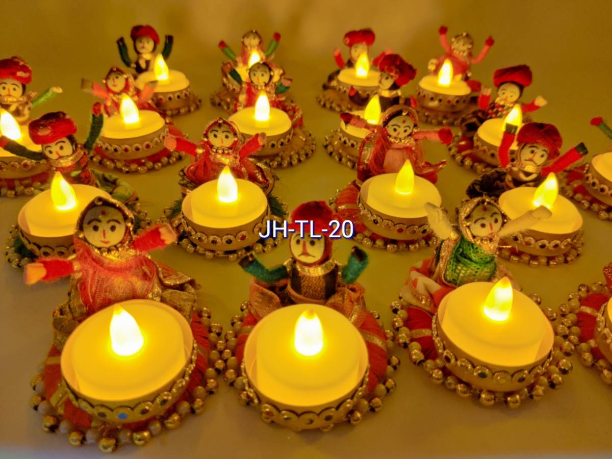 Puppet Tea light holder