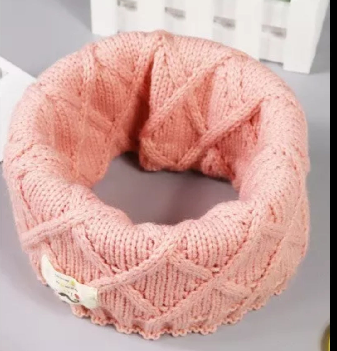 Woolen winter neck