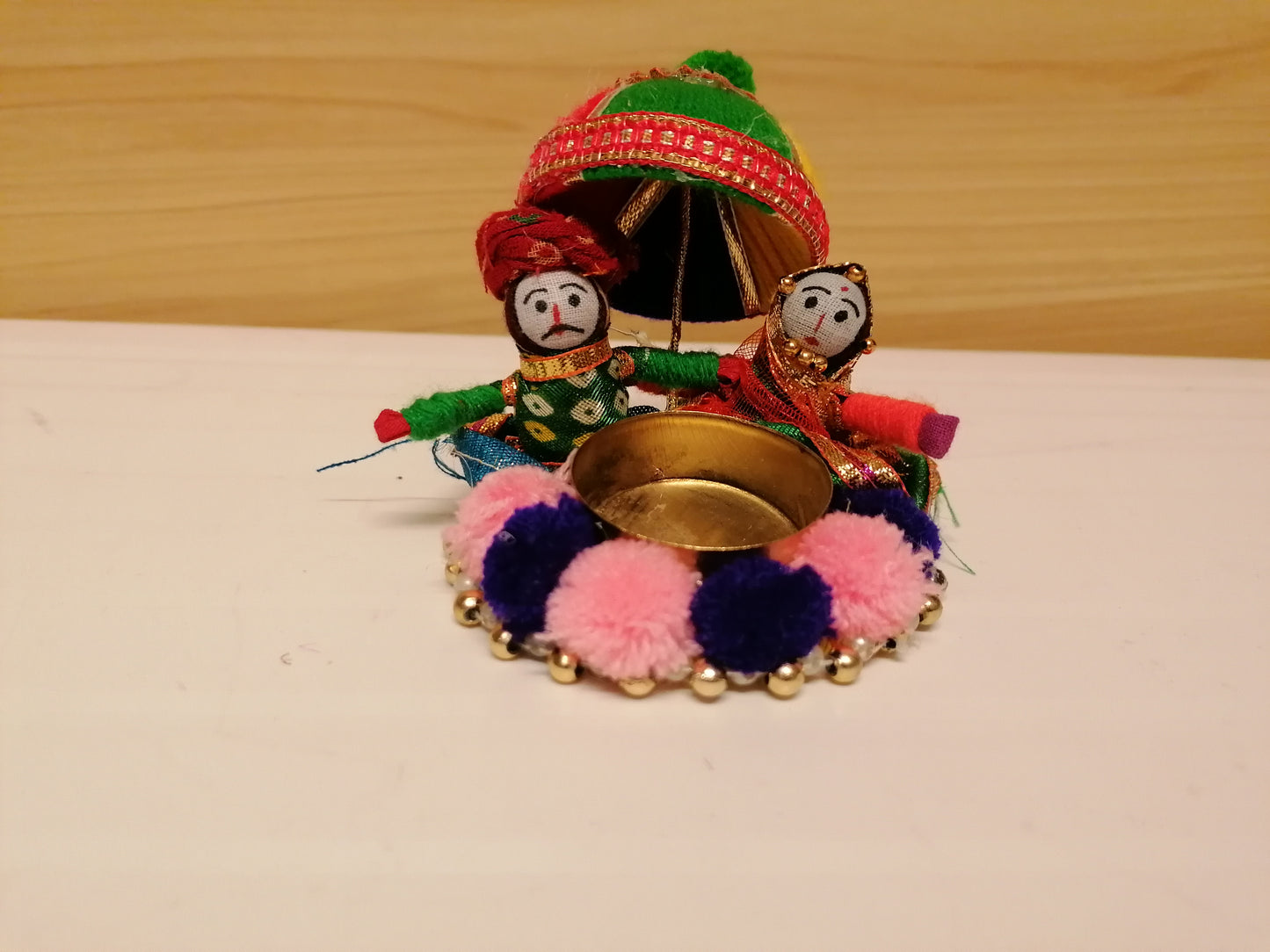 Pom Pom couple Tea Light holder