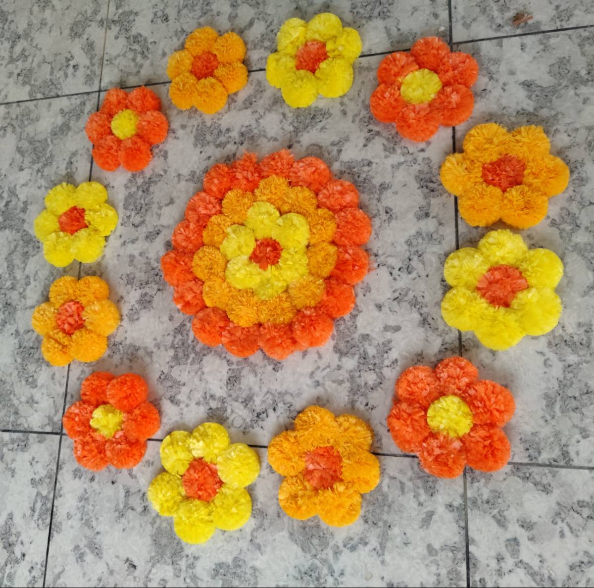 Ensemble Rangoli rond
